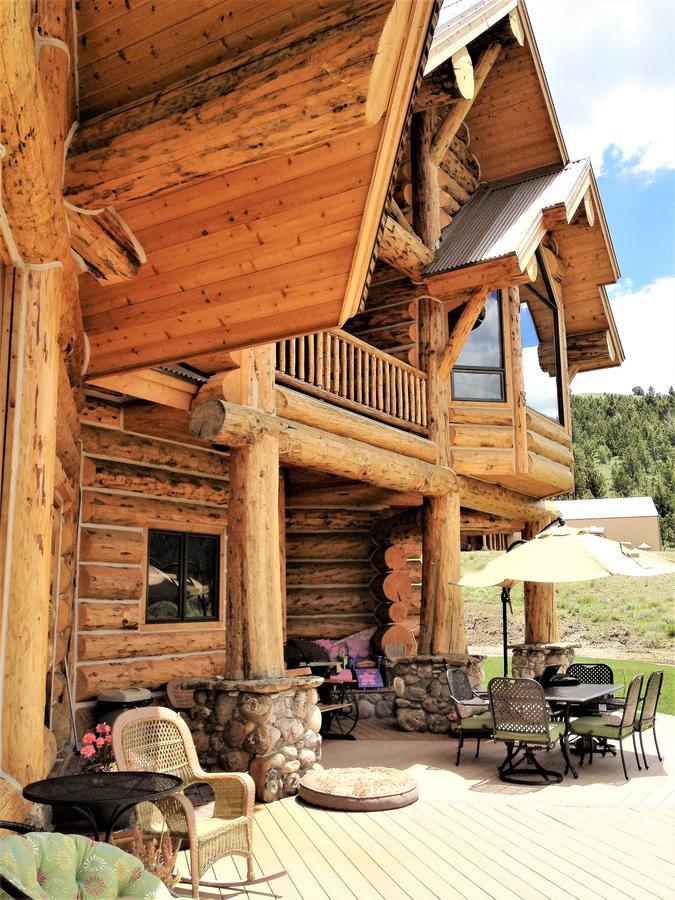 Mcdonald'S Ranch Lodge Гардинер Экстерьер фото